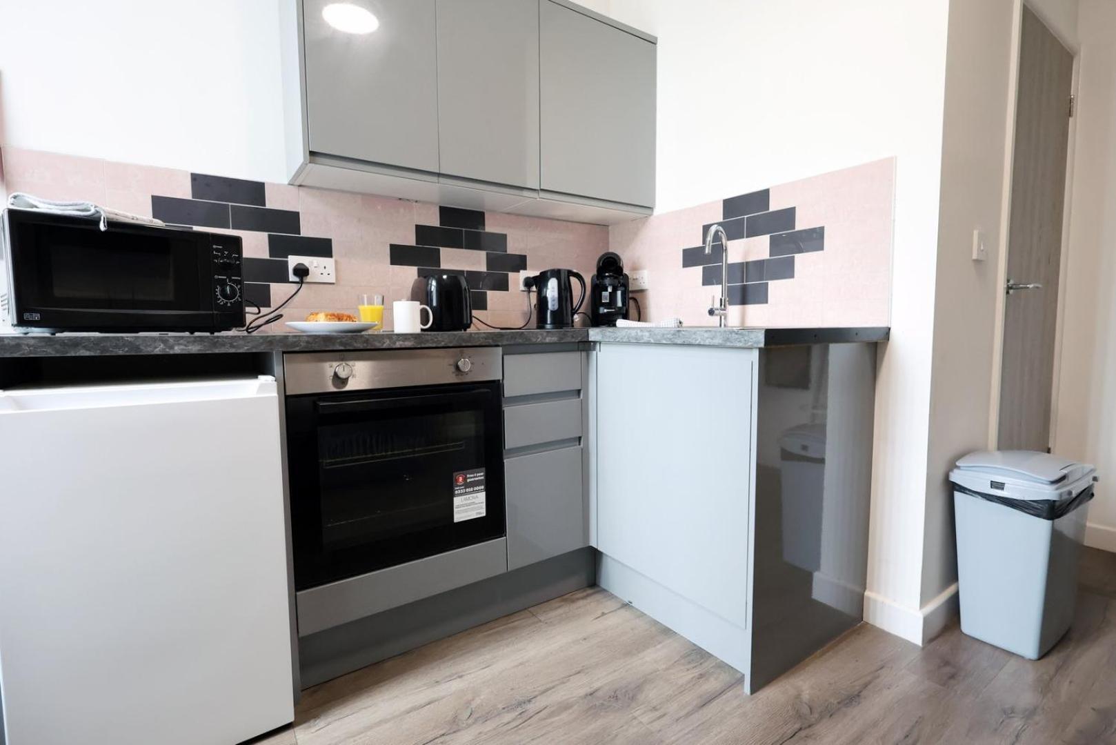 Cohost Partners | Smart Tv | 5 Min City | Parking Cardiff Exteriör bild